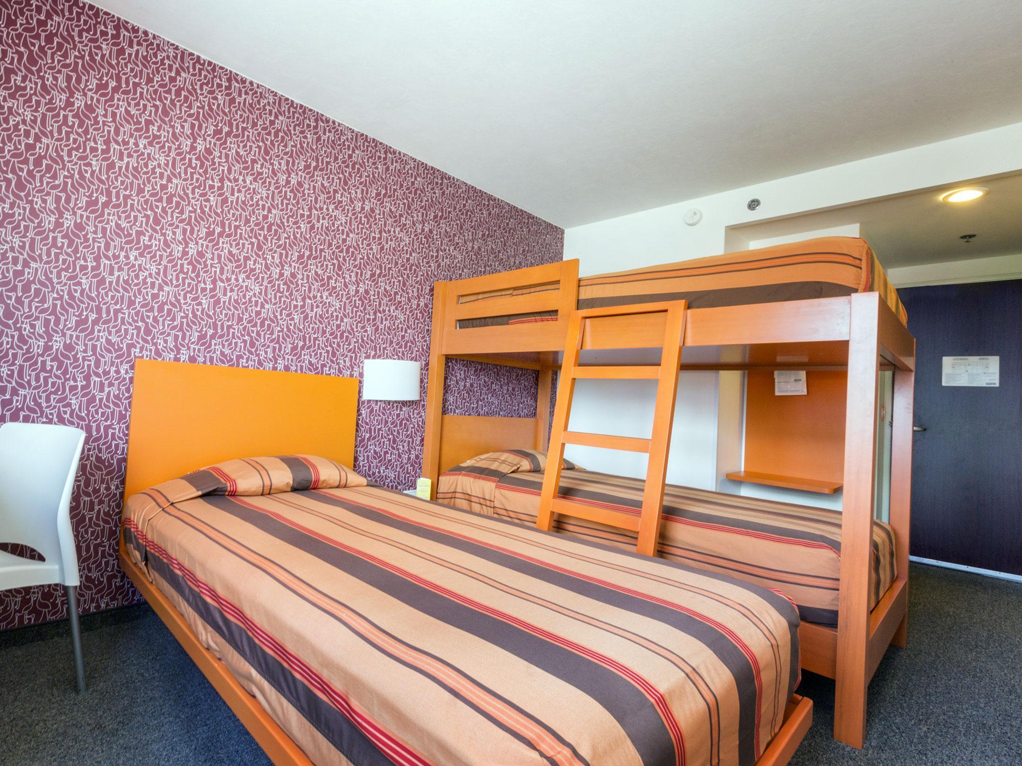 City Express Junior By Marriott Toluca Aeropuerto Exterior photo